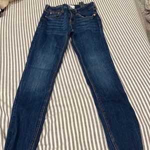 Zara cutoff blue jeans